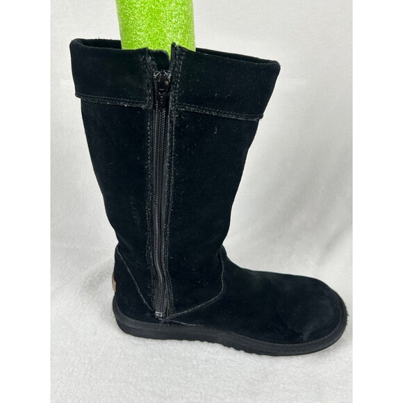 UGG | Cargo III Women's Black Suede and Shearling Boots with Pockets Size 6 US - Picture 3 of 12
